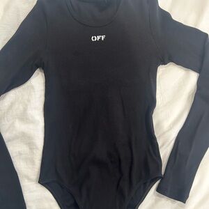OFF WHITE womens long sleeve ribbed bodysuit in small
